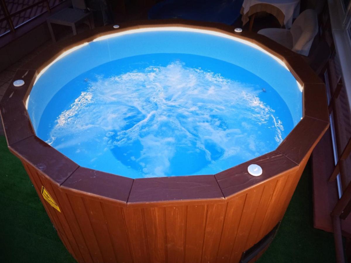 Zdybanka Hotel Bukovel Luaran gambar