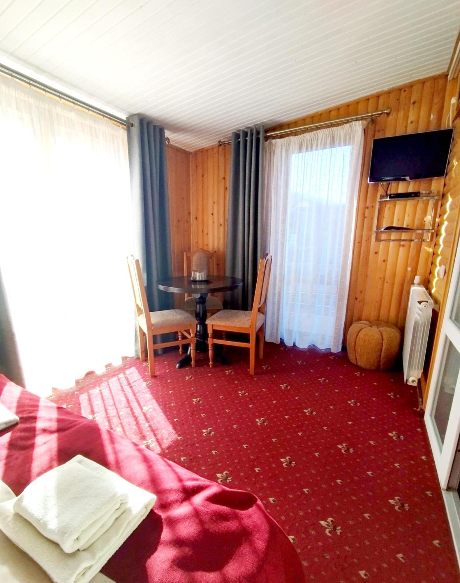 Zdybanka Hotel Bukovel Luaran gambar